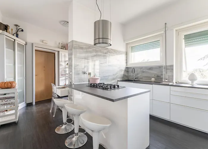 Penthouse Private Bath & Wi Fi Ac Rzym